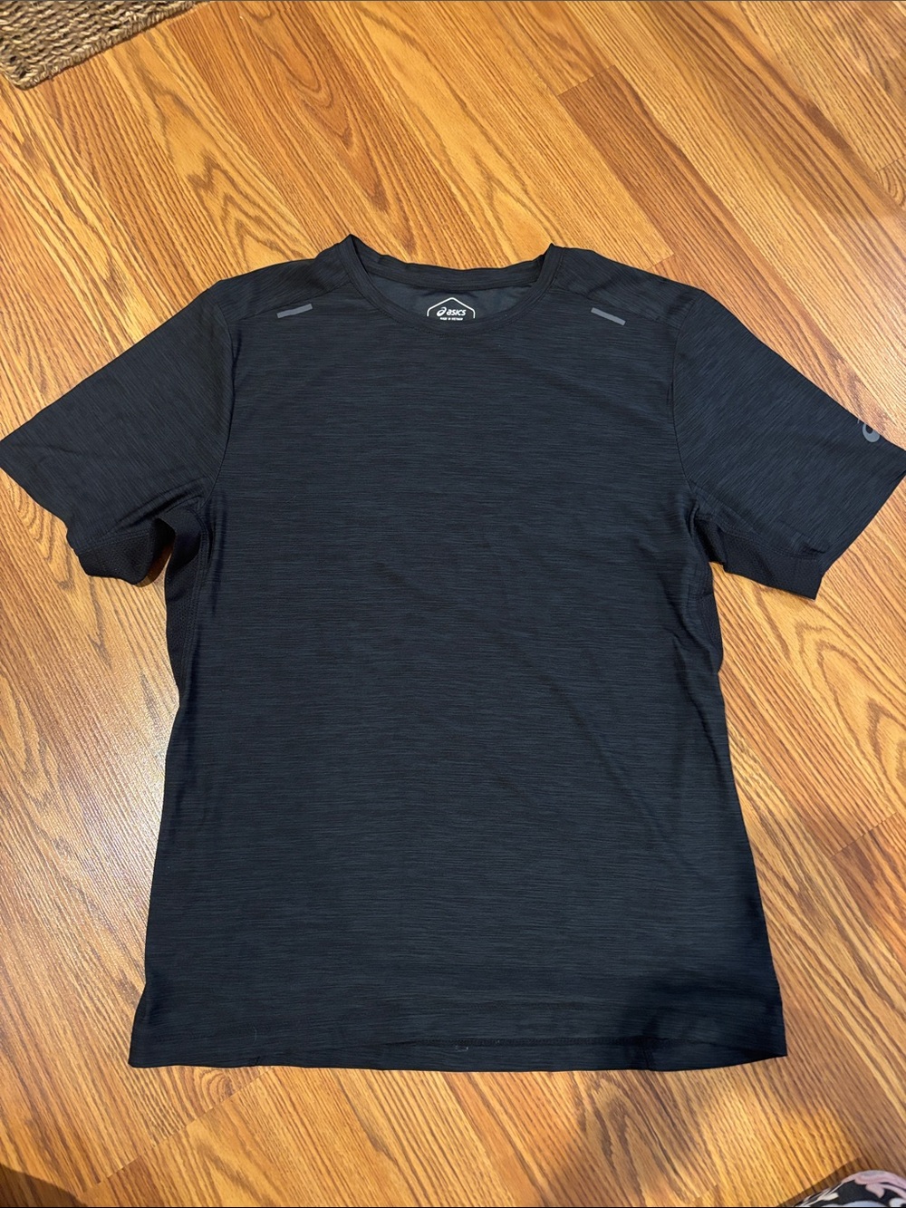 ASICS Black Men's Short Sleeve Athletic Tee